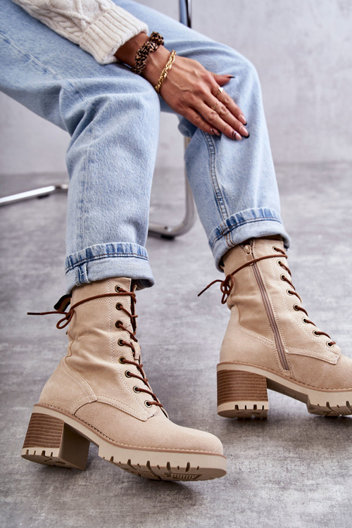 Жіночі теплі чоботи на високому каблуці бежеві Julieta