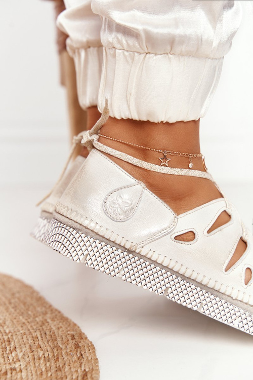 Жіночі шкіряні броги Maciejka 04449-25 Бежево-золотий