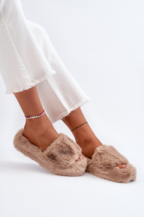 Жіночі хутряні тапочки бежеві Stepia