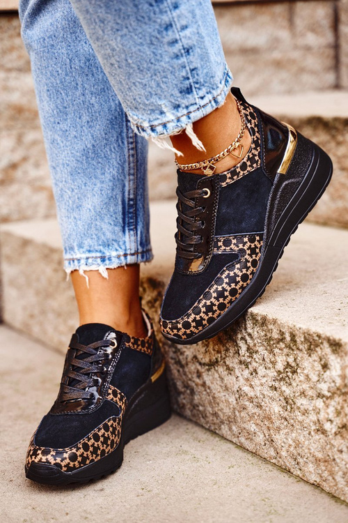 Жіноче спортивне взуття Кросівки шкіряні чорні Metronus