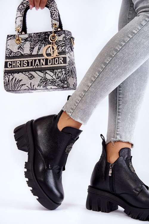 Жіночі шкіряні чоботи з декором чорний малей