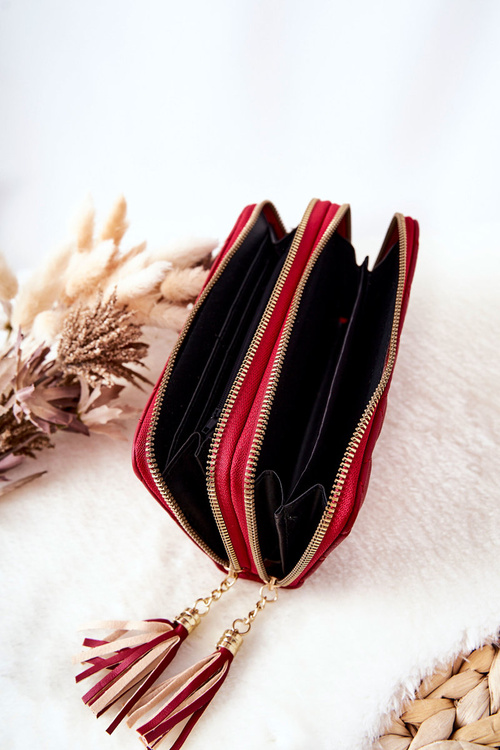 Великий стьобаний гаманець із застібками червоного кольору