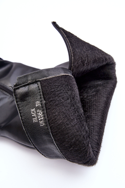 Елегантні шкіряні чоботи на підборах чорного кольору Felsha