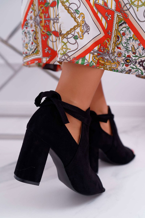 Чорні босоніжки на шпильці Чоботи з відкритим носком Сірі