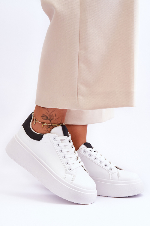 Спортивне взуття на масивній платформі біло-чорні Boneti