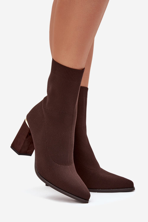Тканинні жіночі чоботи на підборах шоколадного кольору Virelle