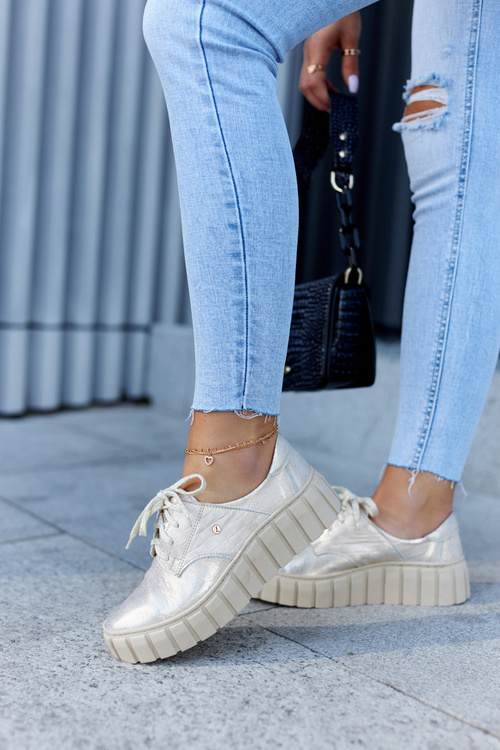 Шкіряне взуття на платформі Бежево-золотий Гіпноз