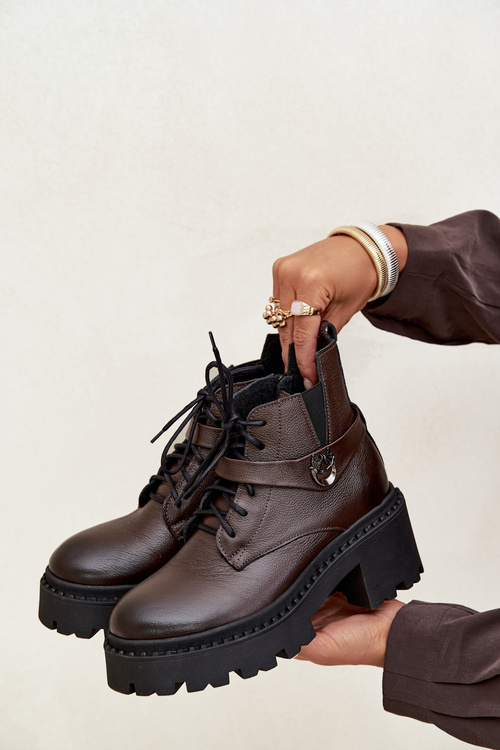 Шкіряні жіночі ботильйони на каблуці з декоративною ремінцем із підкладкою Zazoo 60557 шоколадні