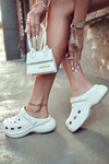 Жіночі поролонові тапочки Crocs White Coline