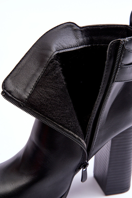 Шкіряні чоботи на високих підборах Чорні Liani