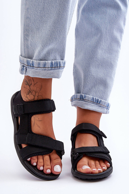 Жіночі спортивні босоніжки 4F 4FSS23FSANF014-20S Чорні