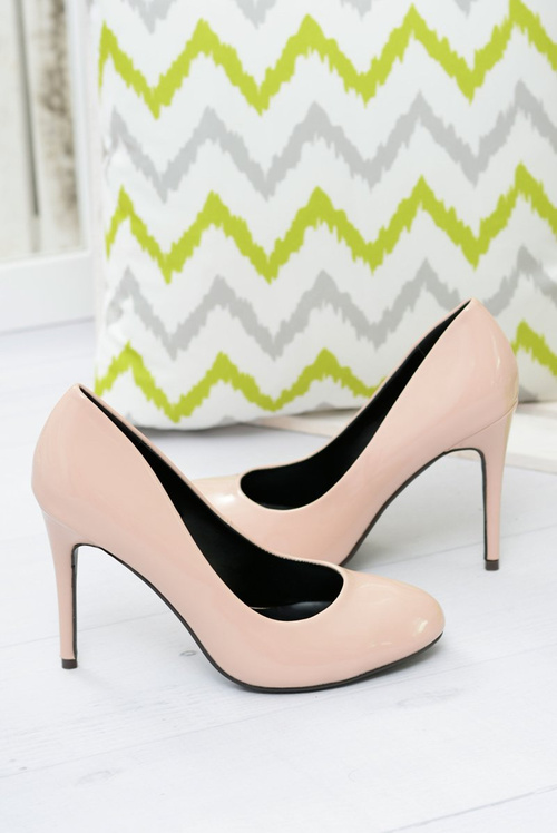 Бежеві лаковані туфлі Sophia на шпильці