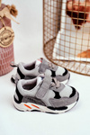 Дитяче спортивне взуття сіре Yetto