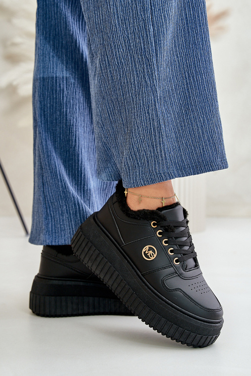 Кросівки жіночі спортивні утеплені на масивній підошві Black Verissha