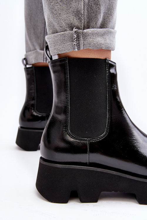Жіночі шкіряні ботильйони на масивній підошві Laura Messi 2571 чорні