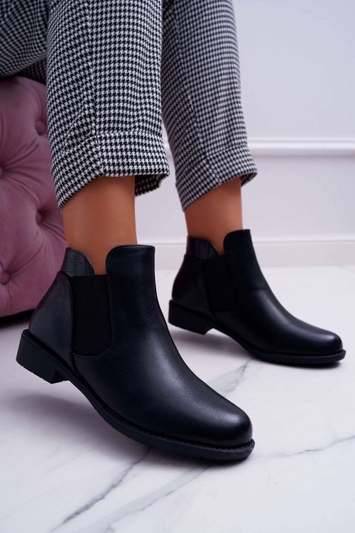 Жіночі черевики на плоскій підошві Чорні Estacanto