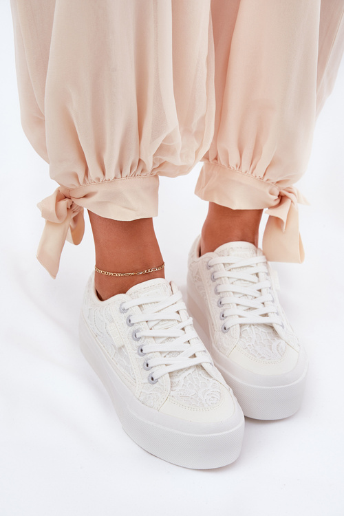 Жіночі Кросівки З Кружева Big Star RR274747 Білі