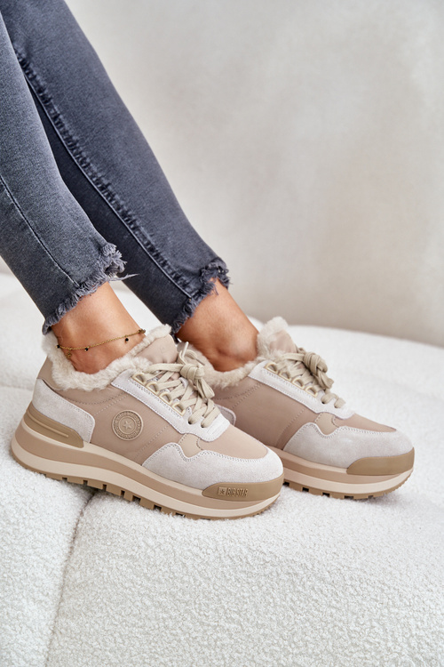 Жіночі утеплені кросівки на платформі Big Star OO274A214 бежевого кольору