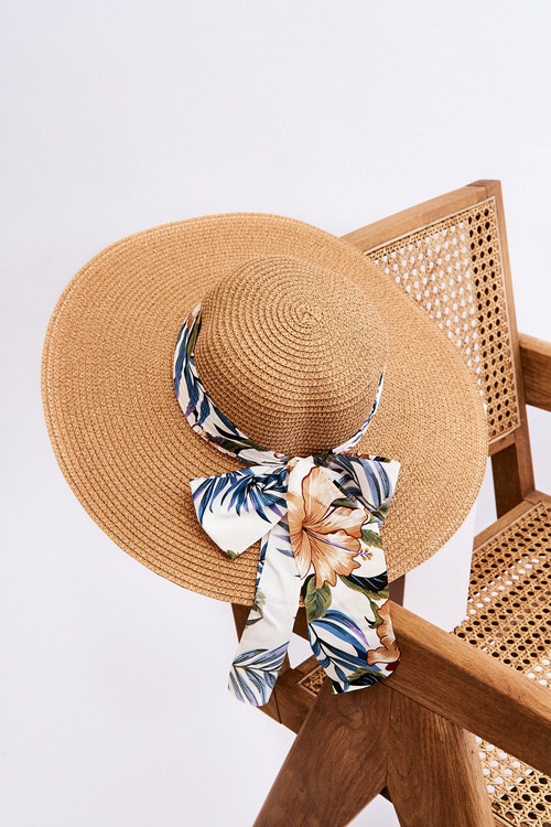 Елегантний жіночий капелюх з бантом, бежевий