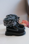 Дитячі черевики Trapper на блискавці та штучному хутрі чорного кольору Gerande