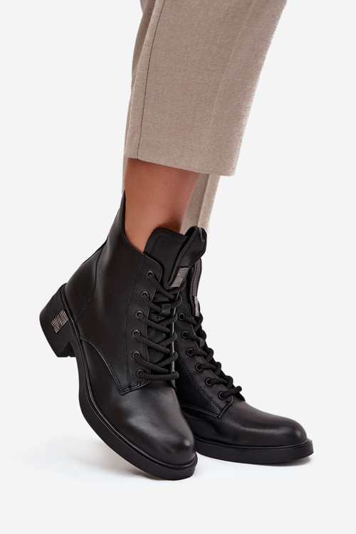 Шкіряні жіночі чоботи на низькому каблуці Vinceza 66818 Чорні