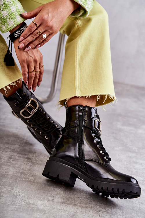 Лаковані теплі жіночі черевики чорні Costello