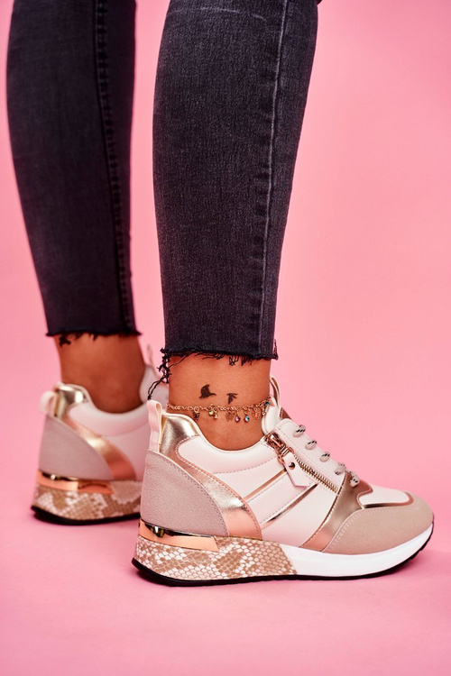 Спортивне жіноче взуття бежево-золотого кольору