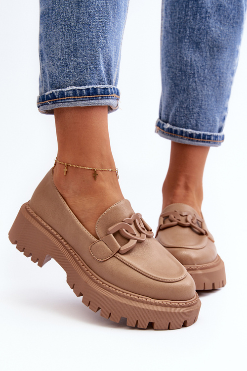 Масивні жіночі лофери з ланцюжком, бежеві Dataia