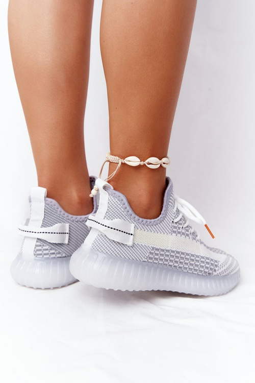 Жіноче спортивне взуття на гумовій підошві сірий Freestyler