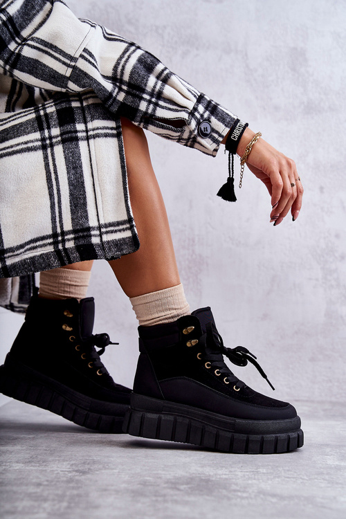 Зручні черевики на платформі Sanchio чорного кольору