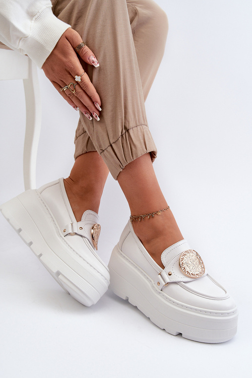 Zazoo 3458 Жіночі шкіряні мокасини з декором білі