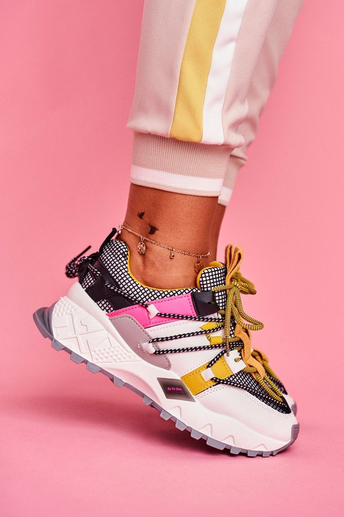 Жіноче спортивне взуття біле LA91 Be One