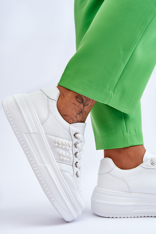 Модні жіночі кросівки на платформі білі Claribel