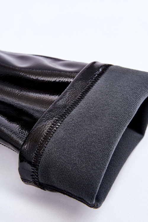 Модні лаковані жіночі чоботи під коліно чорного кольору