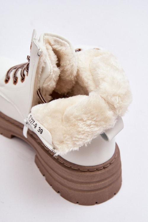 Жіночі черевики на підкладці зі штучного хутра білі фенан
