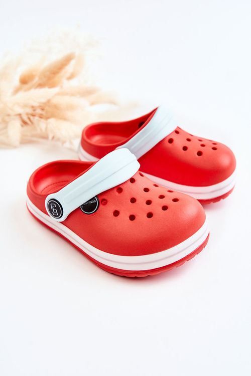 Зручні дитячі тапочки Cracks Red Colly