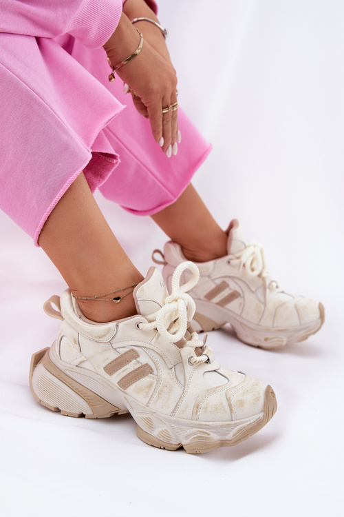 Жіночі Шкіряні Кросівки GOE RR2N4037 Бежеві