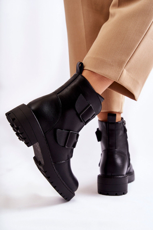 Чоботи жіночі шкіряні на блискавці Чорні Gritta