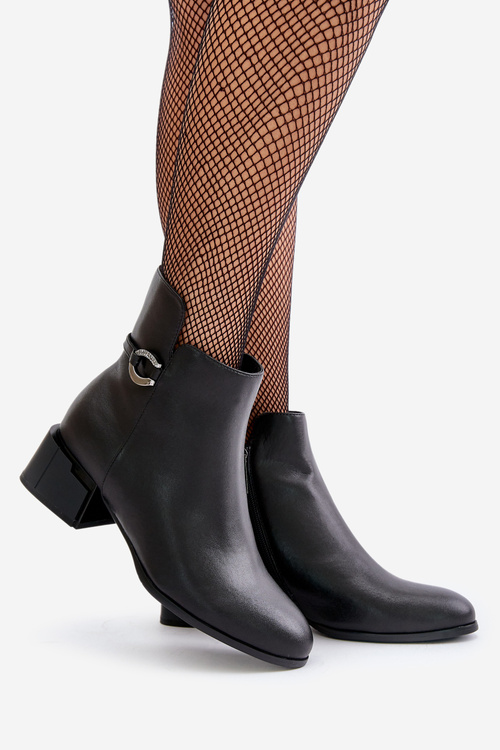 Теплі жіночі чоботи на підборах на блискавці чорні Vinceza 66724