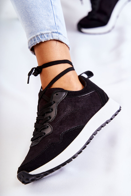 Жіноче замшеве спортивне взуття Nayla чорного кольору