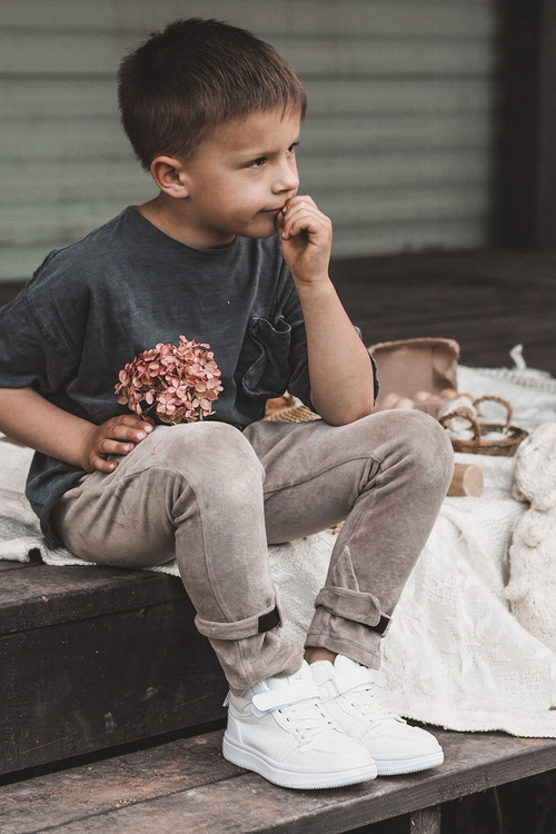 Дитяче високе спортивне взуття біле Berty