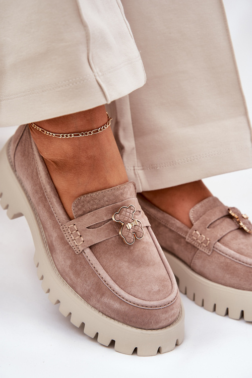 Замшеві Жіночі Мокасини З Аплікацією Ведмедя Vinceza 79533 Бежеві