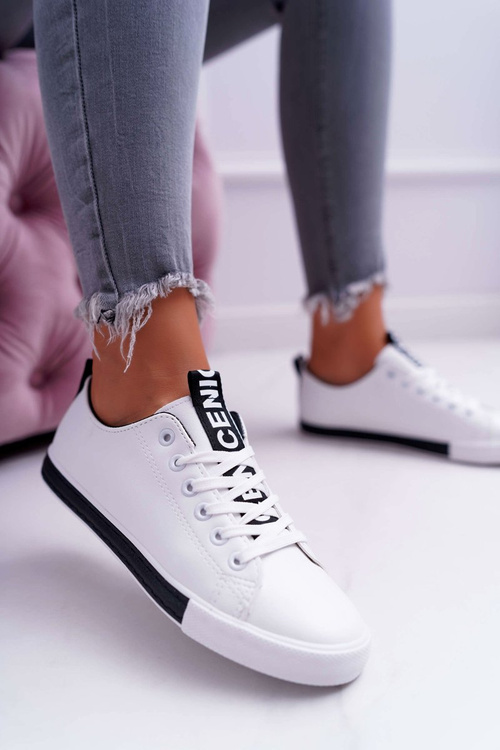 Жіночі кросівки білий чорний ремінь Nigrid