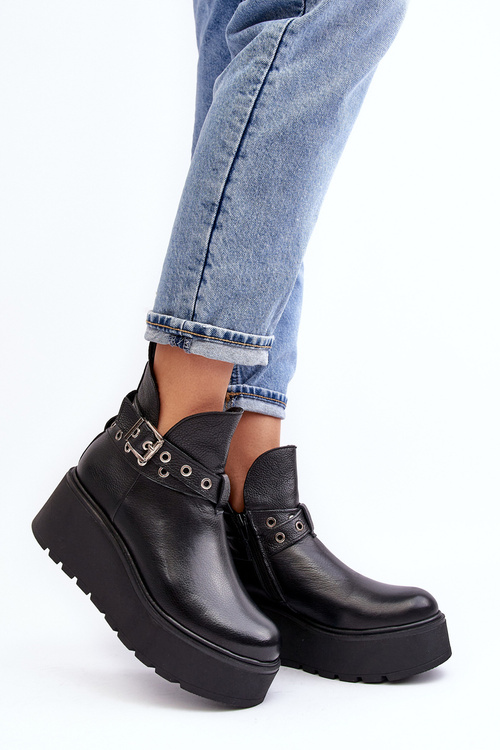 Жіночі шкіряні черевики на платформі з ремінцями Zazoo 1752 Чорні