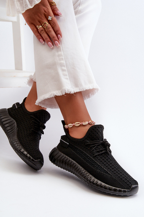 Жіноче чорне спортивне взуття з тканини Nelmarie