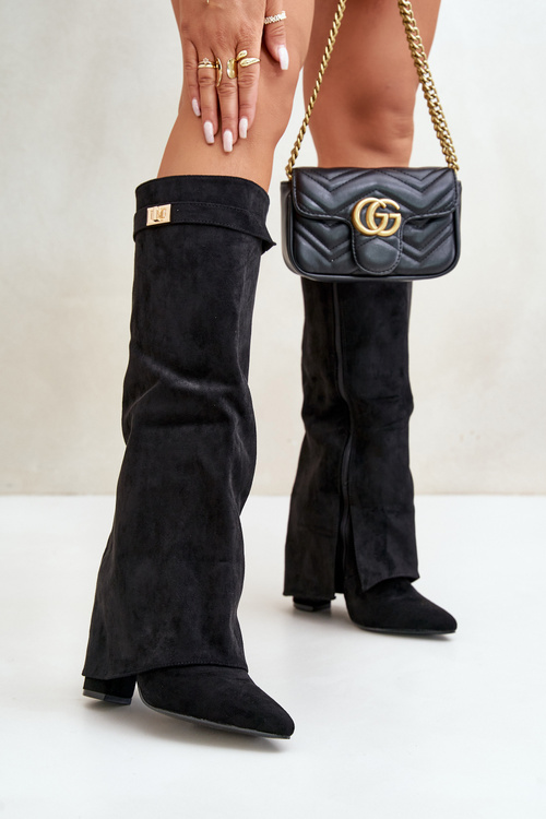 Жіночі еко-замшеві чоботи з валькованою халявою на каблуці чорного кольору Bralise