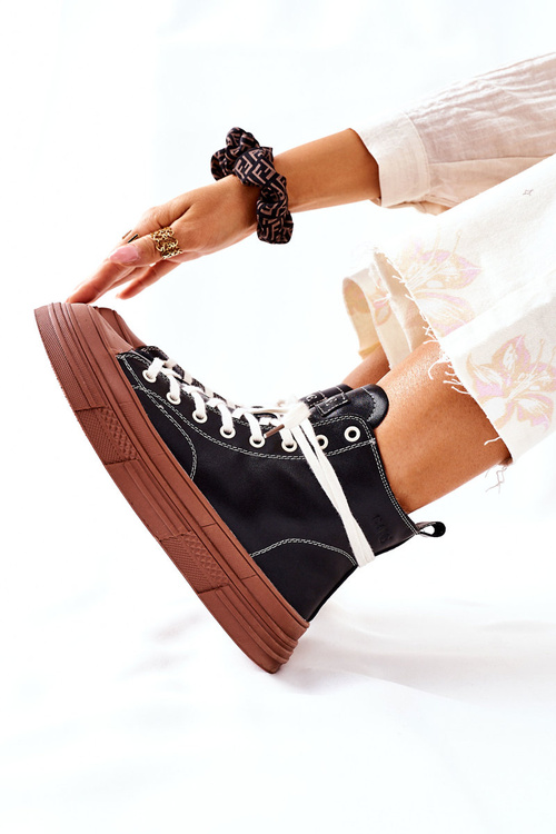 Жіночі утеплені кросівки GOE II2N4033 Чорні