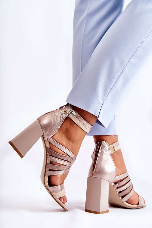 Жіночі шкіряні босоніжки на масивній колодці Maciejka 05514-04 Бежево-золотий