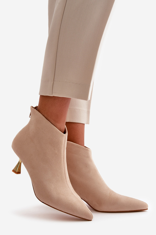 Жіночі бежеві еко-замшеві чоботи Terlena на шпильці