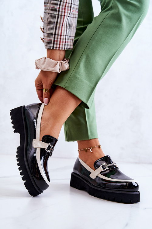 Лаковані жіночі лофери Cassida чорно-білі